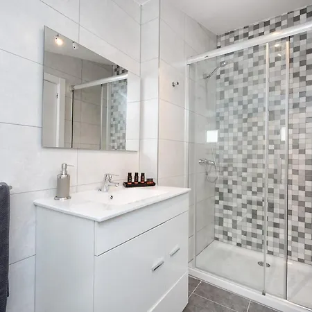 Iloftmalaga Martires Apartment